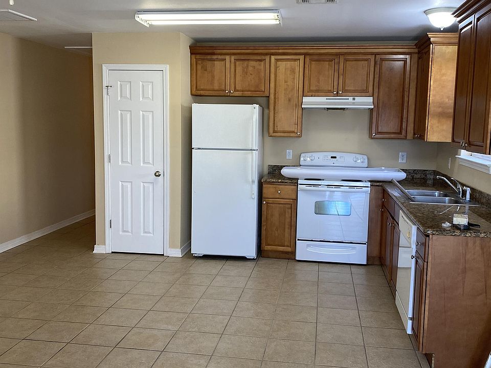 1st image of 8013 Santa Fe Ave #D