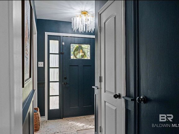 4th image of 3075 Longleaf Dr