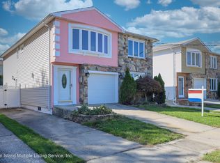 184 Lovelace Ave, Staten Island, NY 10312