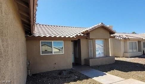 2nd image of 3505 Benson Ln