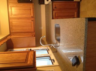 22 Arena Ct, Elmwood Park, NJ 07407