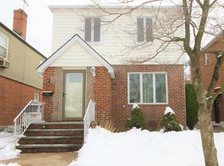4553 166th St, Flushing, NY 11358