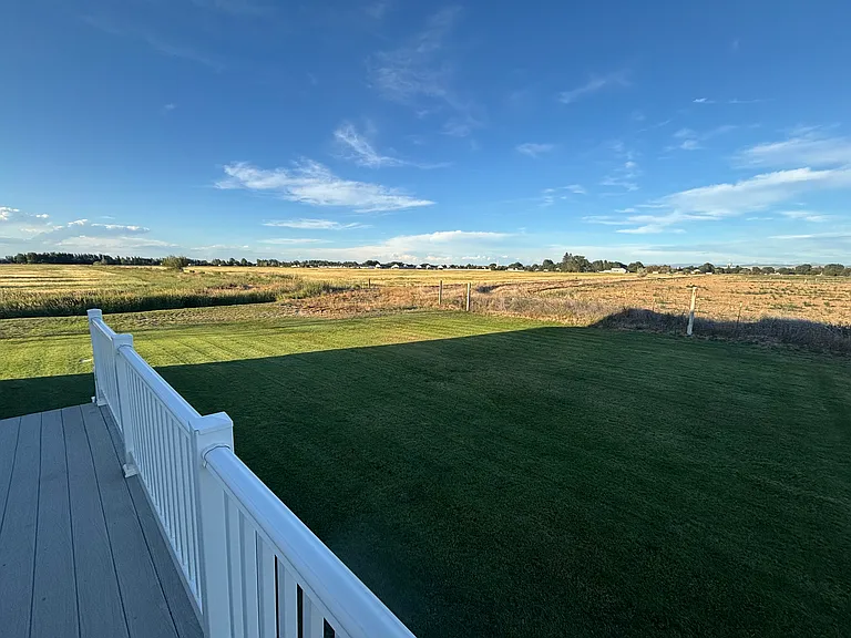 324 N 3823 E — Photo 12