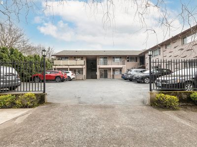 2032 NE Clackamas St, Portland, OR, 97232
