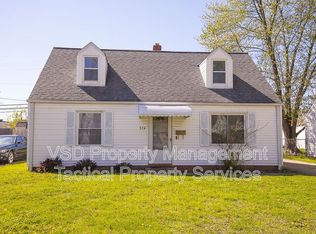 374 E 232nd St, Euclid, OH 44123
