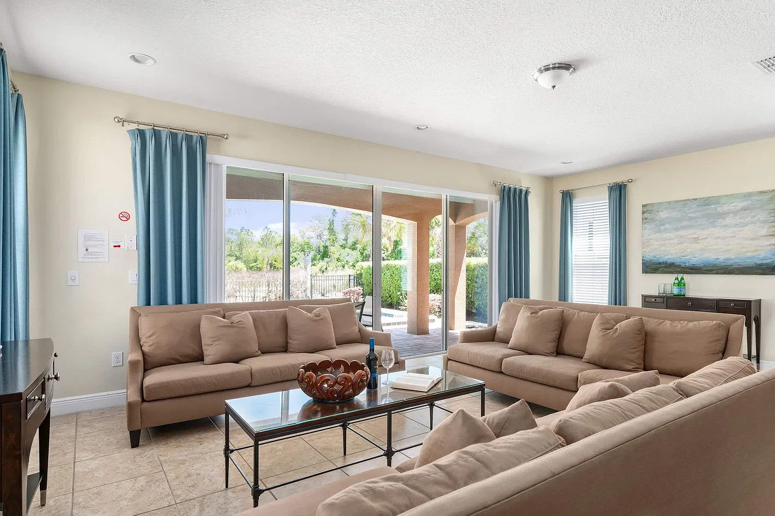 6 bed, 5.0 bath, 3293 sqft, $5,989 — Photo 1