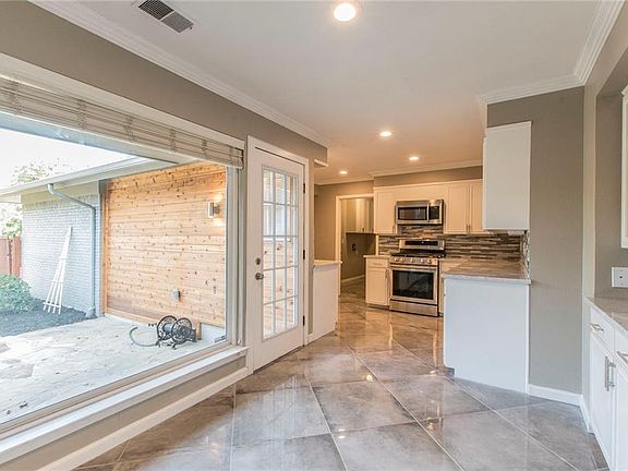 4th image of 9716 Ravensway Dr