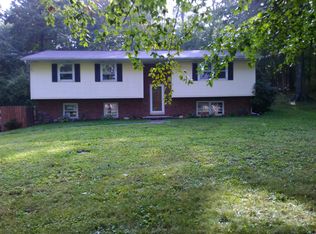 2641 Tucker Rd, Lucas, OH 44843