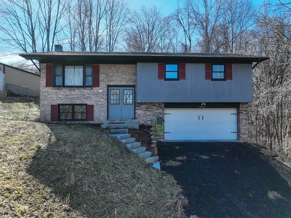 22126 Pinebrook Dr, Bristol, VA 24202