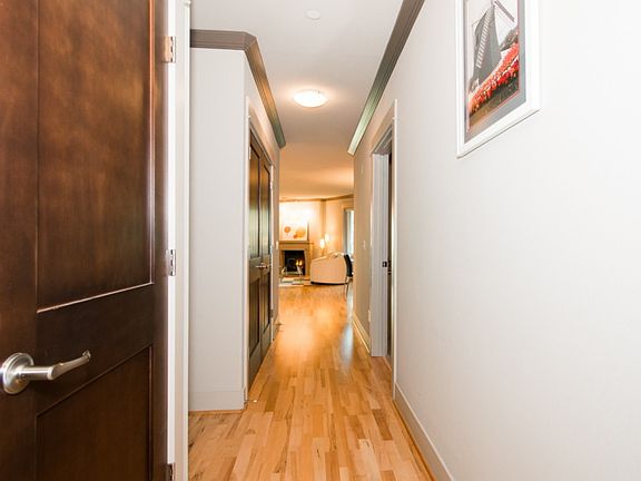 5th image of 18609 SE Newport Way APT 408