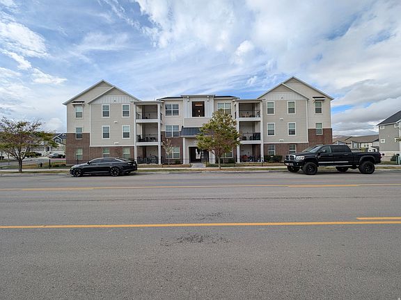 5th image of 4076 W 1530 N #203