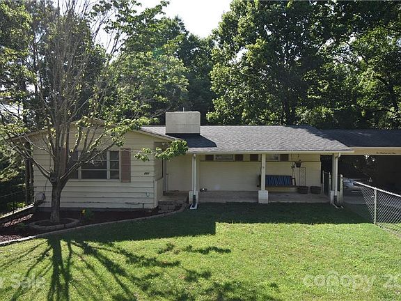 2nd image of 201 Lower Creek Dr NE