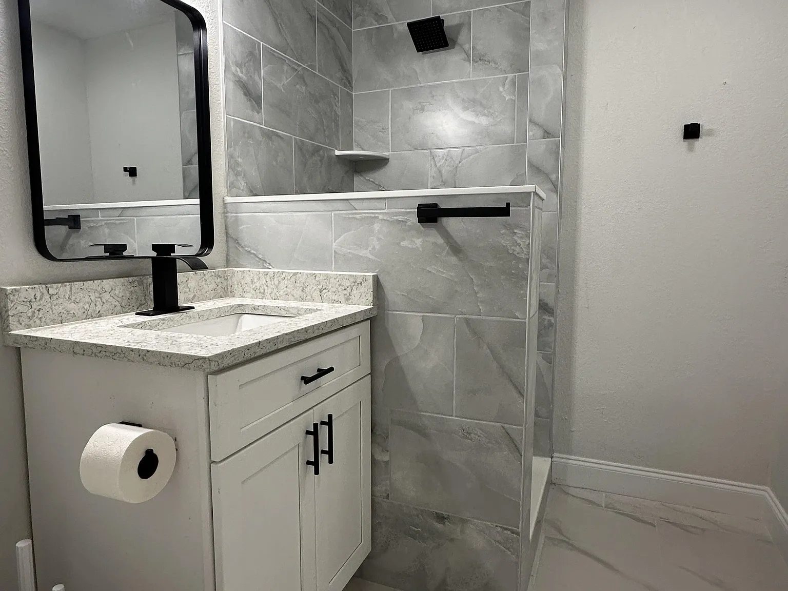 4 bed, 3.0 bath, 2300 sqft, $1,343 — Photo 4