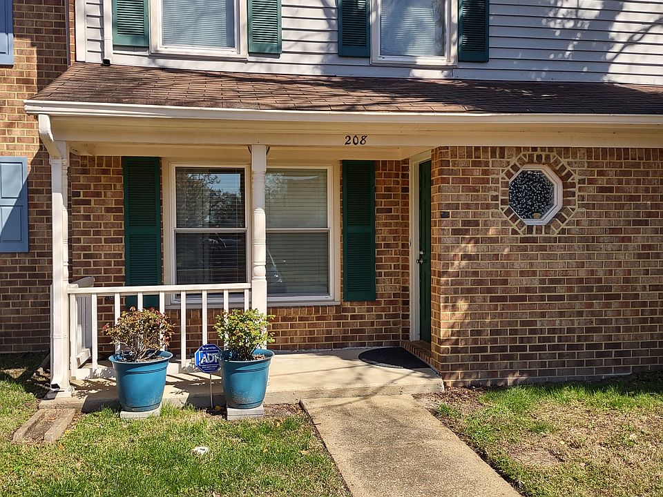 Front of townhouse