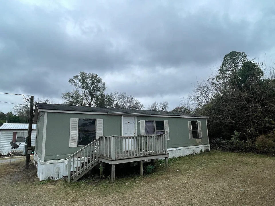 601 McKenzie Dr #9