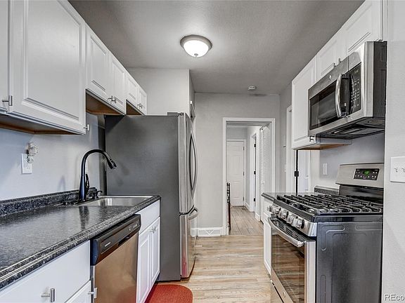 5th image of 1115 S Zenobia St