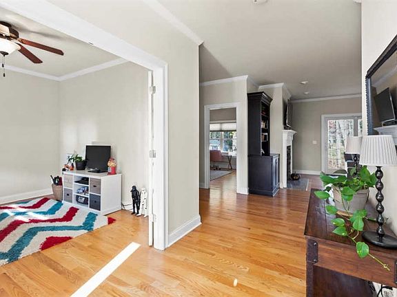 3rd image of 14 Carlson Way