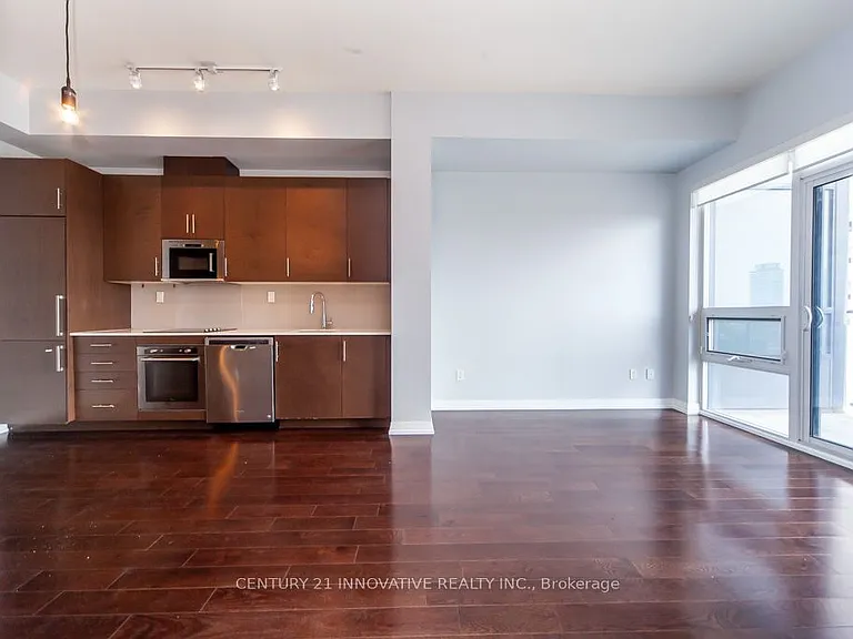 460 Adelaide St E #2023 — Photo 15