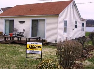 17124 Lake St, Cassopolis, MI 49031