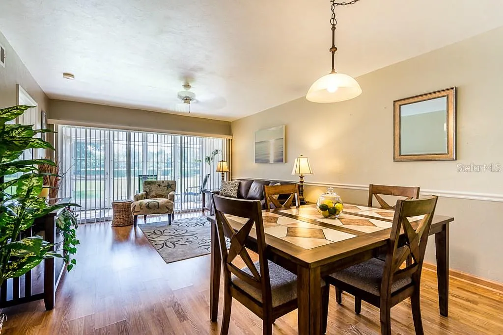 3 bed, 1348 sqft, $3,000 — Photo 3