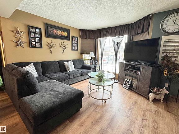 3rd image of 4222 49a St