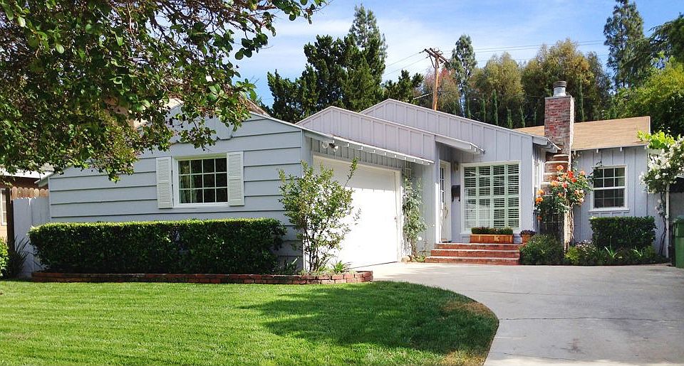 1st image of 22024 Del Valle St