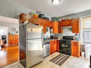 390 Hope St APT 1, Providence, RI 02906