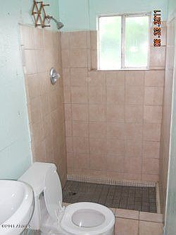 4th image of 1001 E Romley Ave