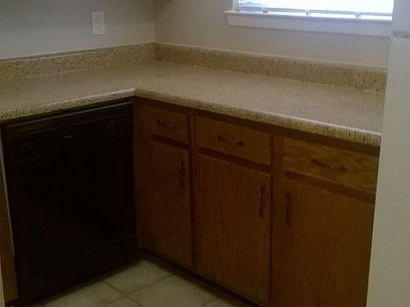 4th image of 1819 Westminster St APT 101