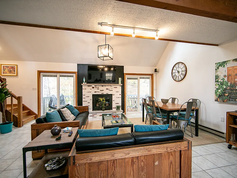 115 Sterling Cir — Photo 22
