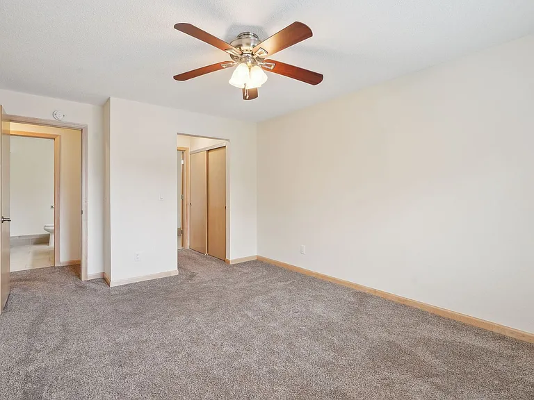 Park Place Apartments in Burnsville — Photo 21