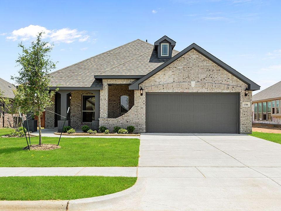 1st image of 1316 Elk Ridge Dr