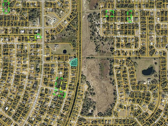 3rd image of 1135078134 Carolina St