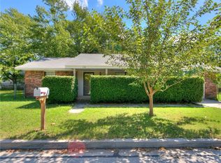 138 W Himes St, Norman, OK 73069