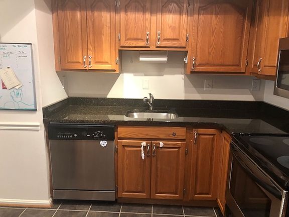 4th image of 9602 Blake Ln
