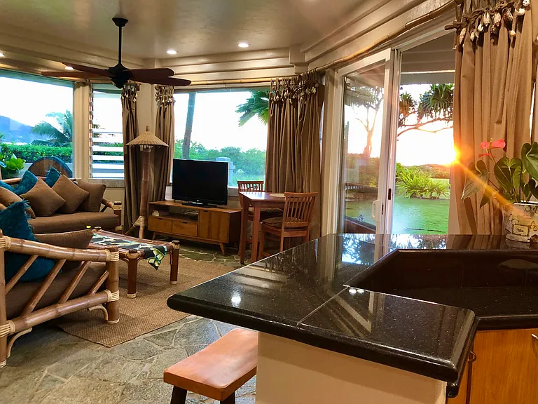 1 White Sands Pl — Photo 9