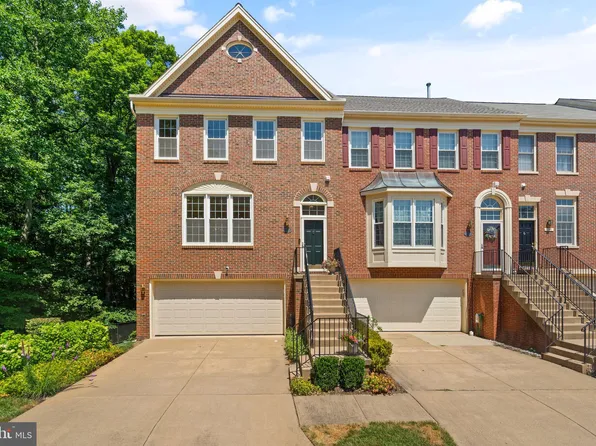 11595 Avondale Dr, Fairfax, VA 22030