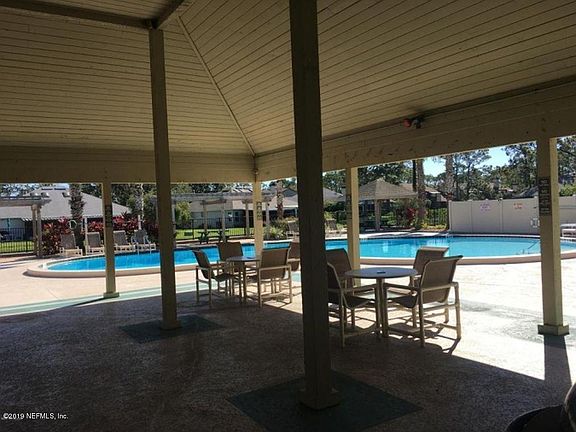 5th image of 165 Aruba Ln