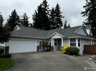 2021 38th St NW, Gig Harbor, WA 98335