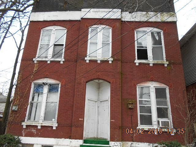 1st image of 2050-2052 Waverly Pl