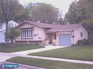 118 Canterbury Rd, Mount Laurel, NJ 08054