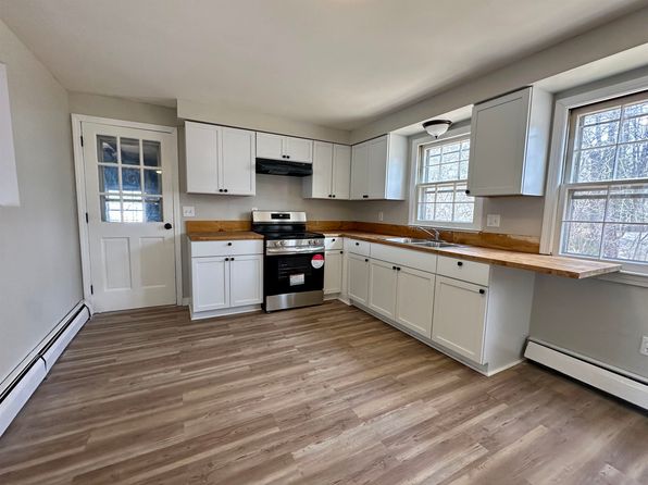 17 Meadow Lane, Allenstown, NH 03275