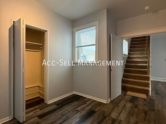 5th image of 745 7th St NW