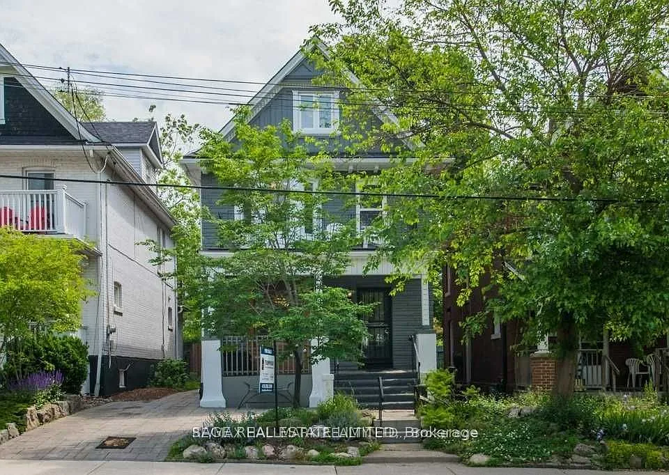 29 Main St