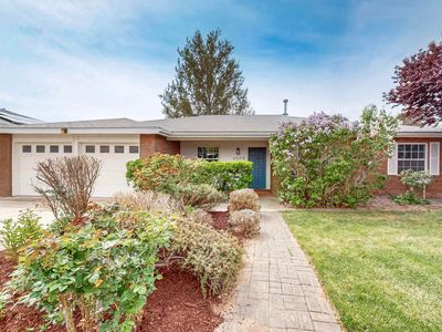 6504 Louise Pl NE, Albuquerque, NM, 87109
