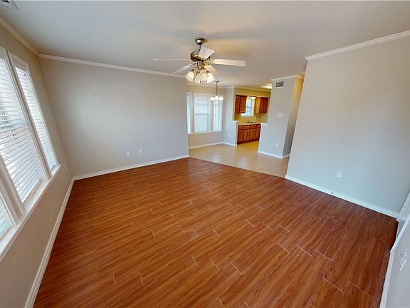 2nd image of 2307 Cornell Dr