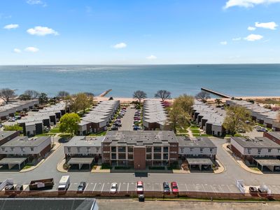 241 West Walk #241, West Haven, CT, 06516