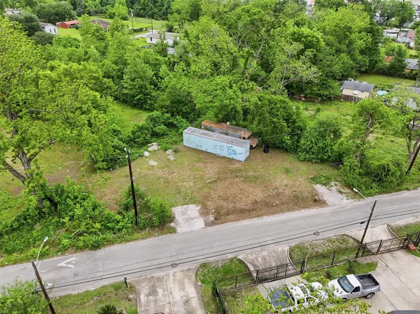 0 Morrow St, Houston, TX 77091