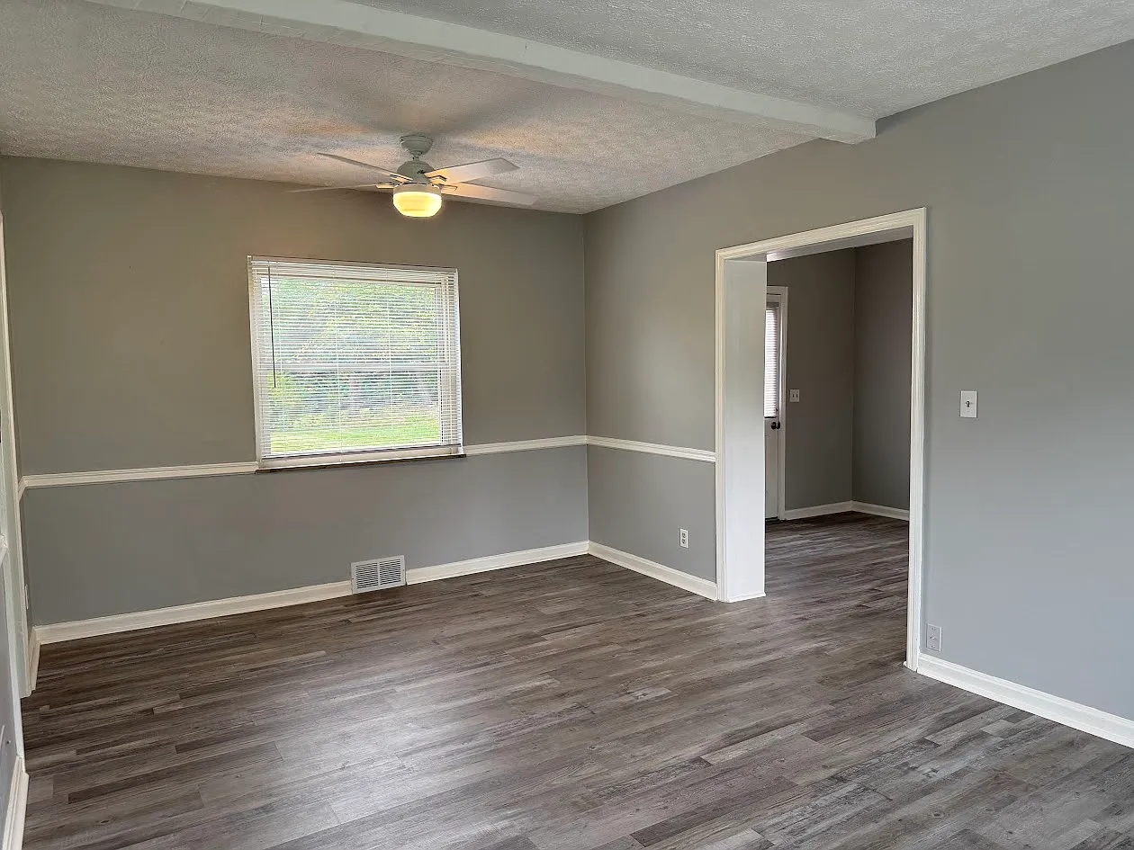 3 bed, 1.5 bath, $2,595 — Photo 4
