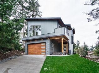 5703 Harrison Ave, Anacortes, WA 98221